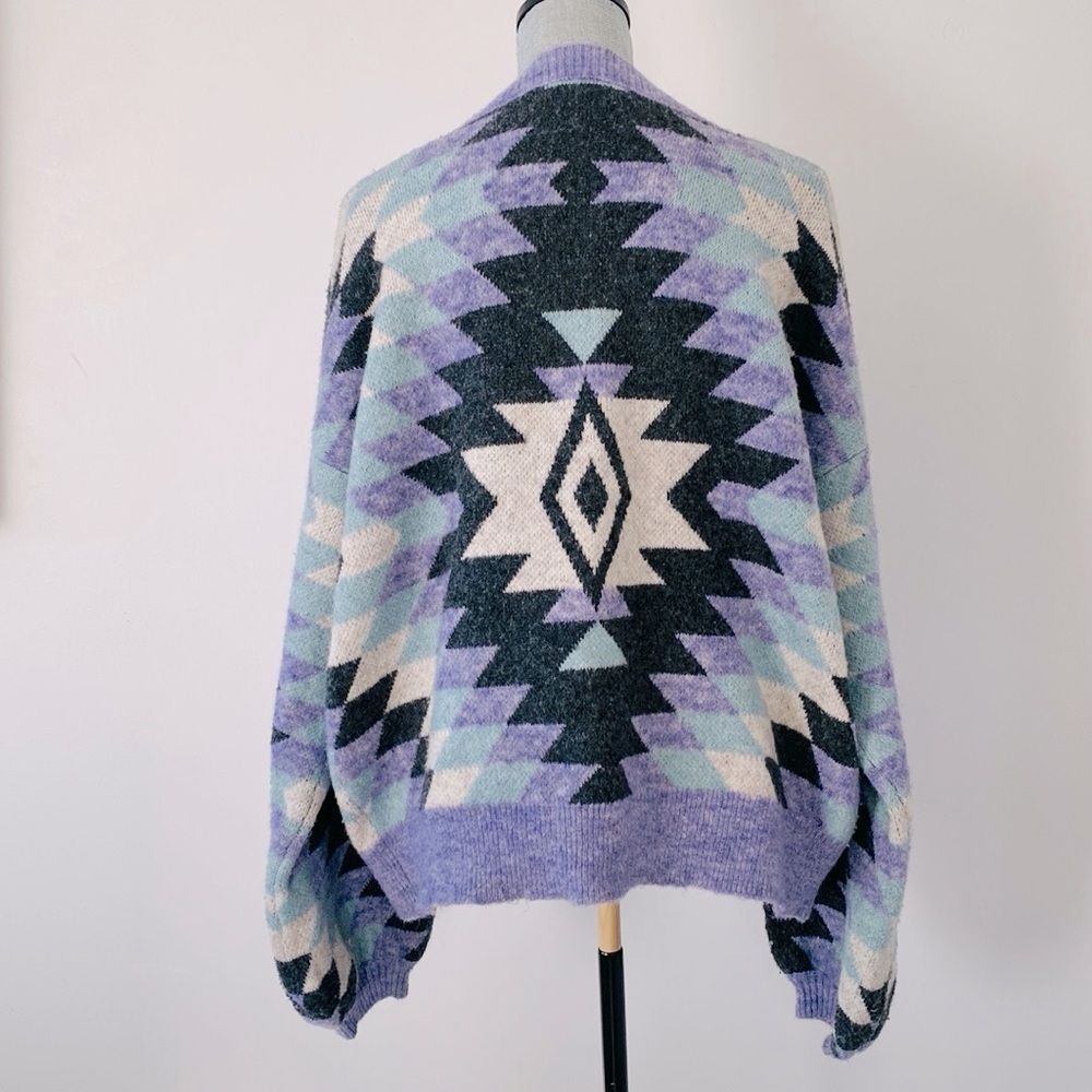 Hyfve Women’s Long Sleeve Lavender Geometric Button Cardigan Oversized sz S - Picture 6 of 15